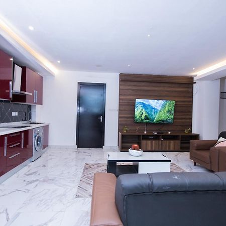 The Apex Suites Akra Dış mekan fotoğraf